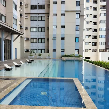 Cozy 1233 The Persimmon Studio Near Sm And Ayala