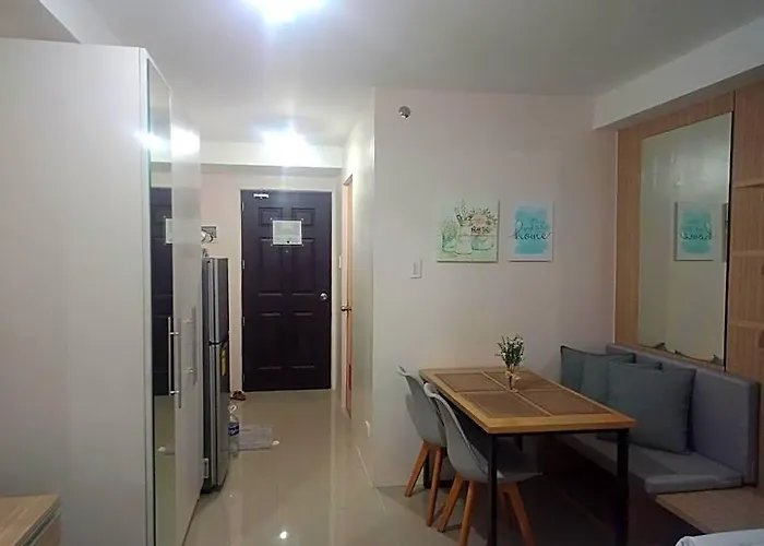 Cozy33 The Persimmon Studio, Near Airport, Sm, Ayala, Business Park, It Park 4* 세부